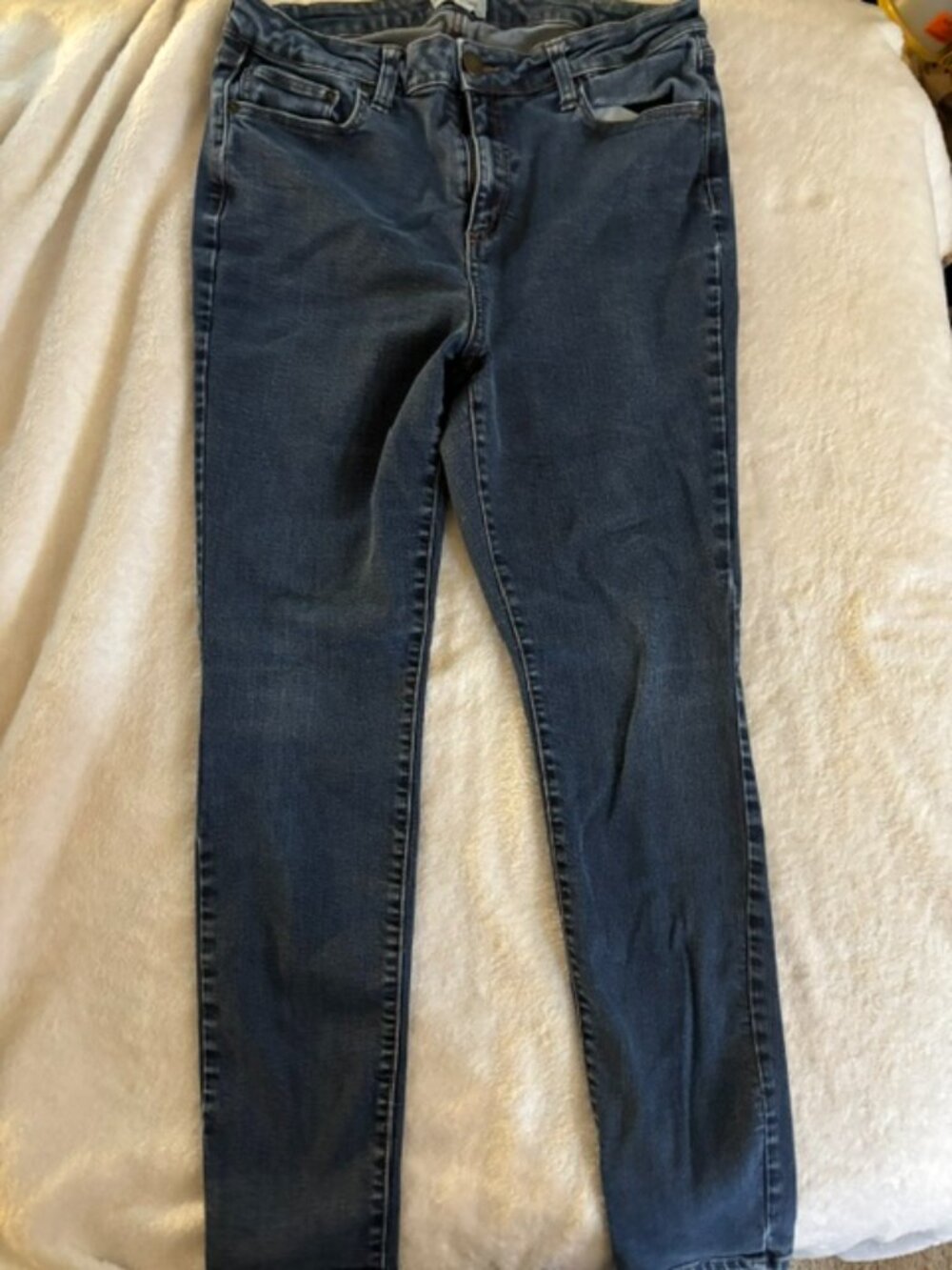 Daily ritual Women's 31R Straight Leg Blue Jeans